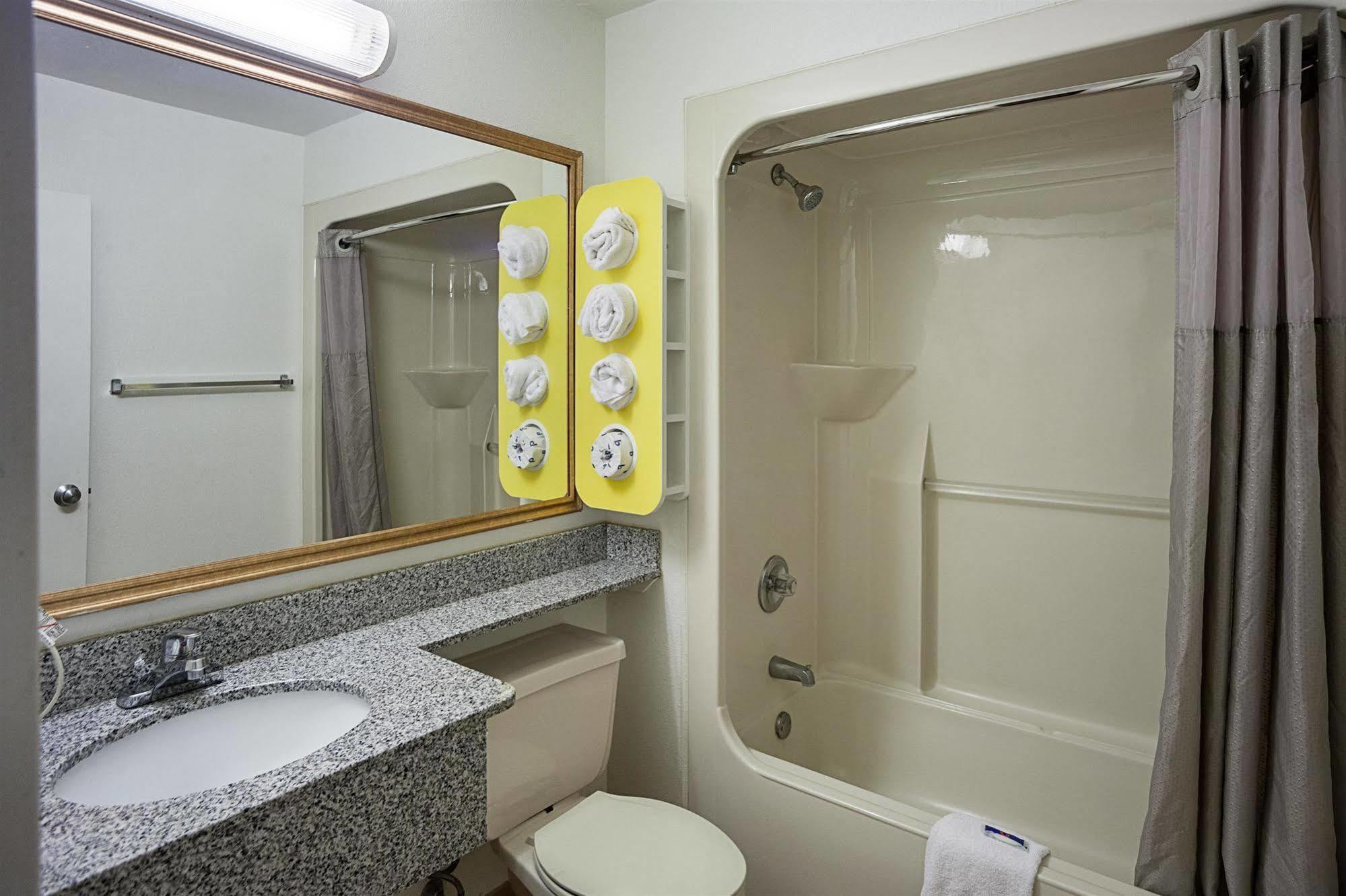Motel 6-Binghamton, Ny ภายนอก รูปภาพ